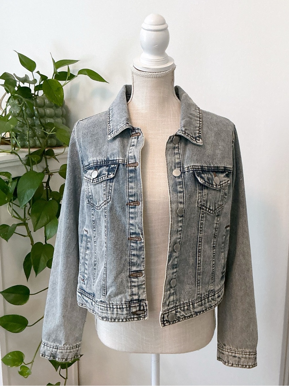 Ci Sono | Denim Collection Jean Jacket size Large